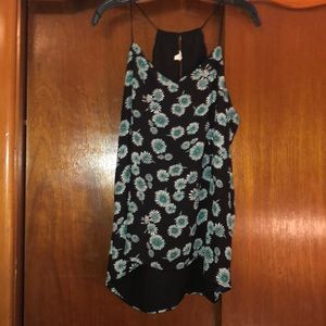 Scalloped edge reversible cami